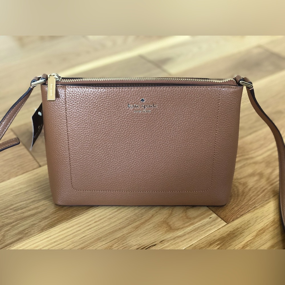 NWT Kate Spade Leila Medium Crossbody Bag in gingerbread